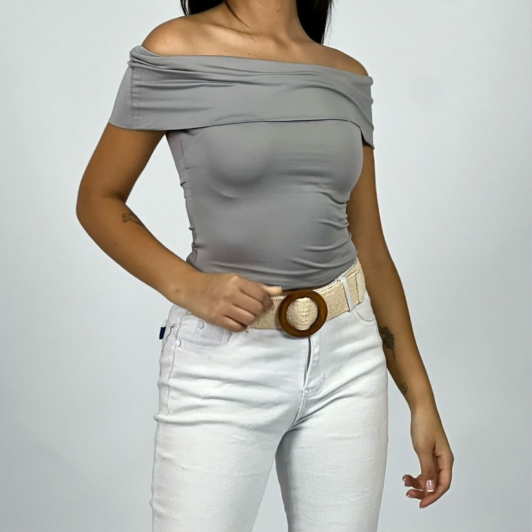 Polera hombros caídos