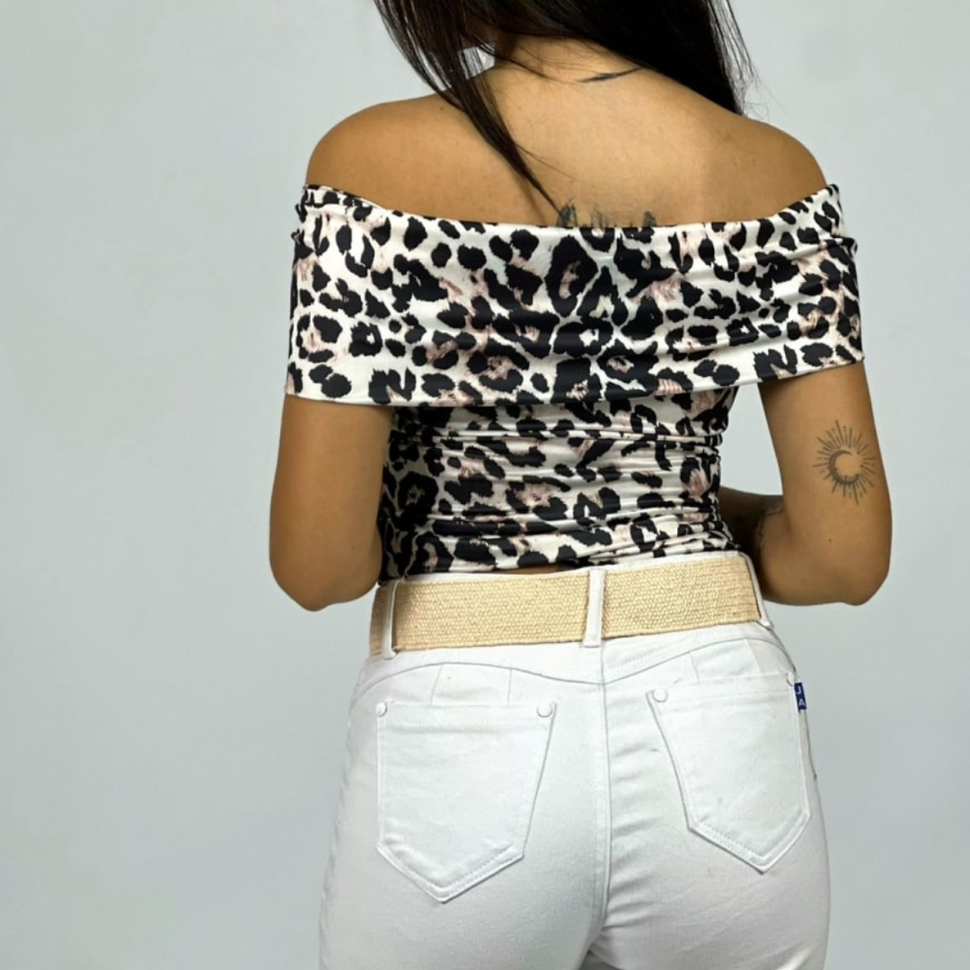 Polera hombros caídos