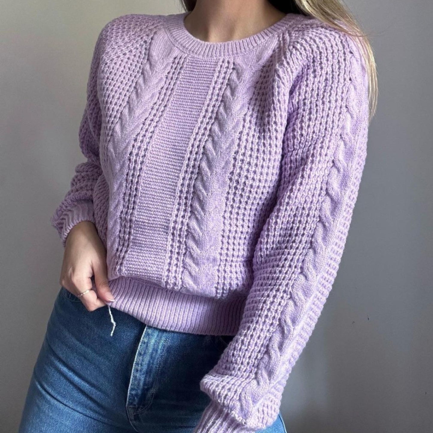Sweater trenzado elasticado