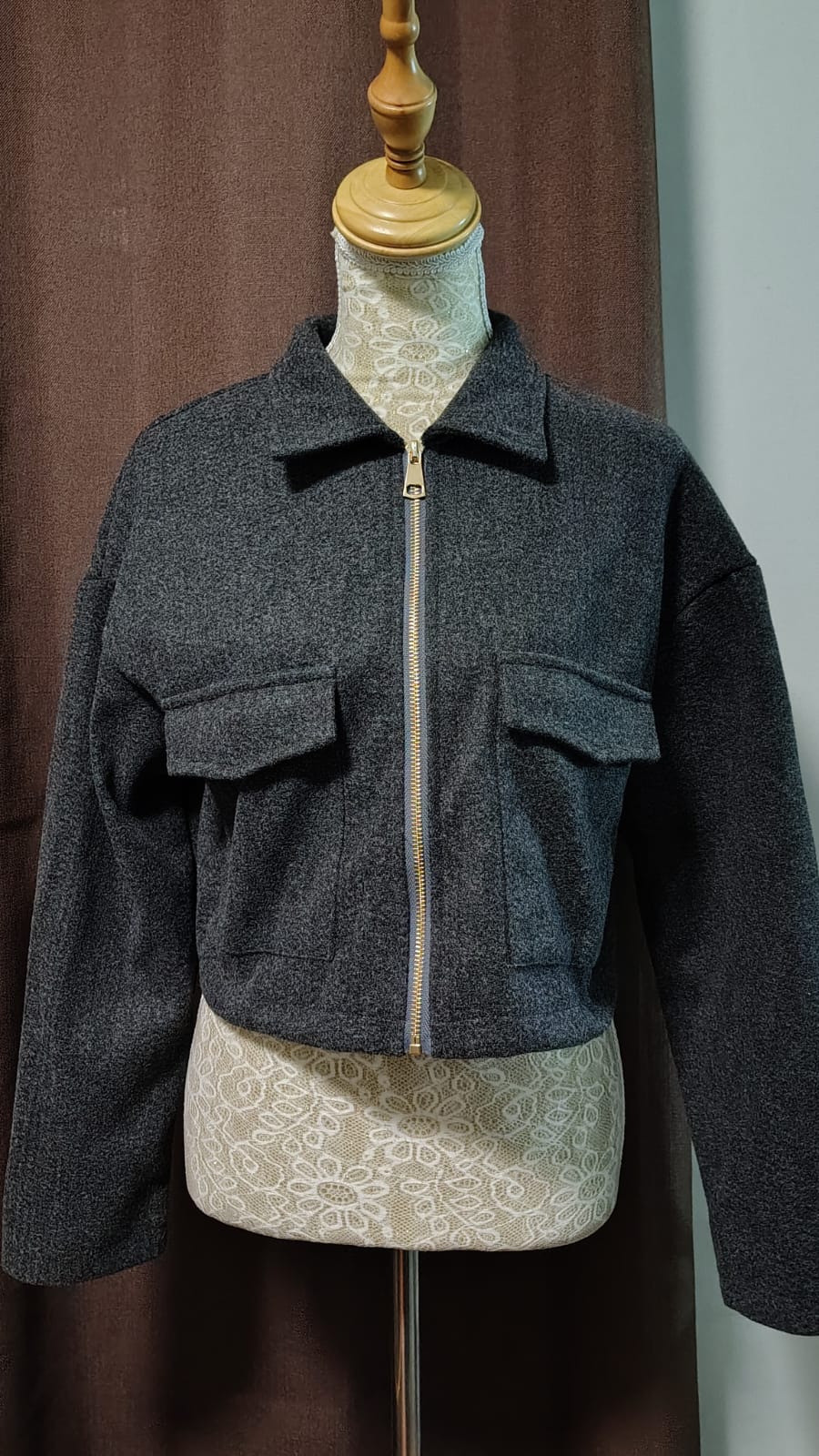 Chaqueta corta de paño