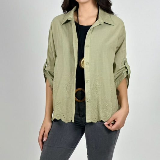 Camisa de broderie