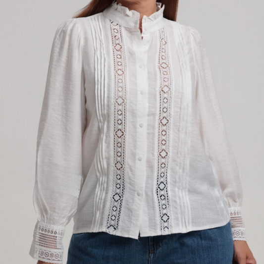 Blusa semitransparente