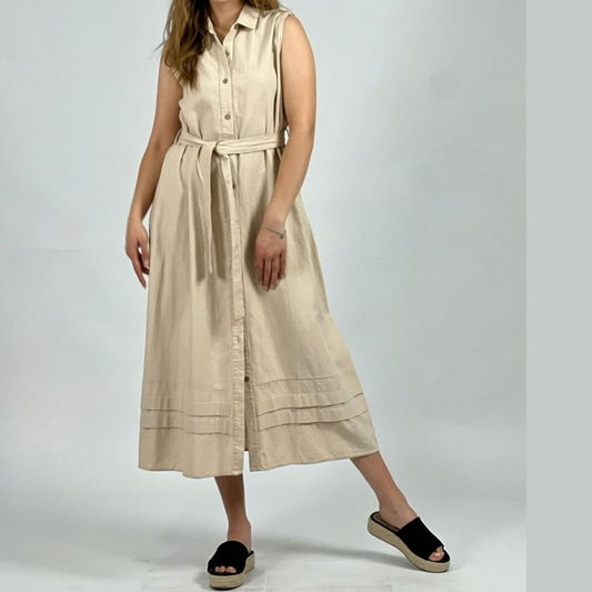 Vestido de lino con cinturón