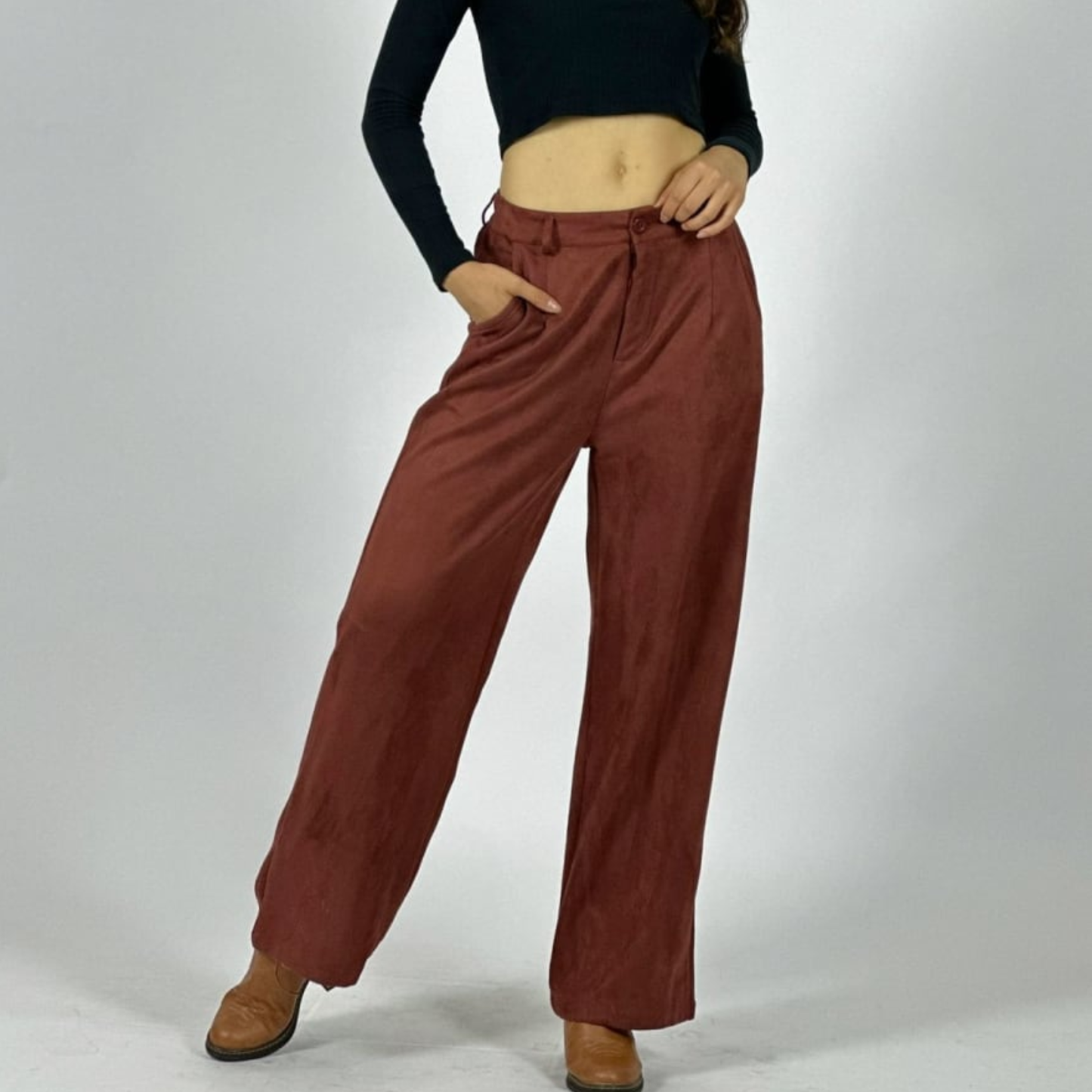 Pantalón de gamuza