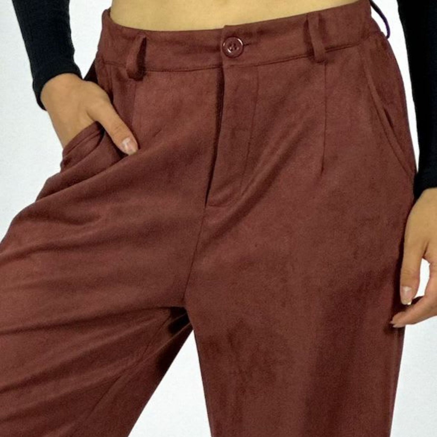 Pantalón de gamuza
