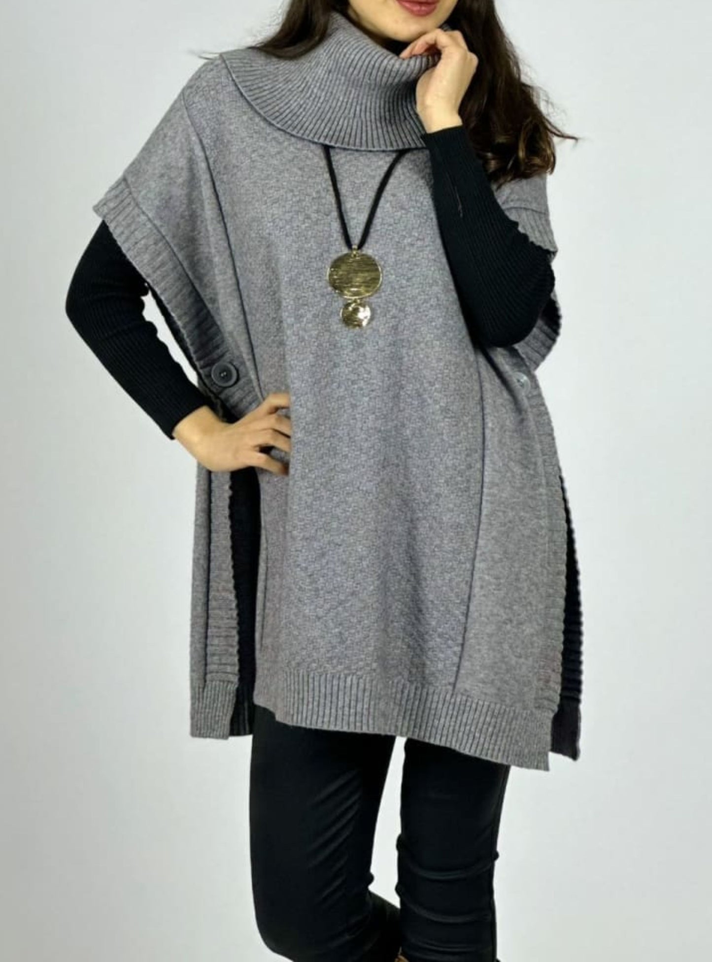 Poncho cuello tortuga