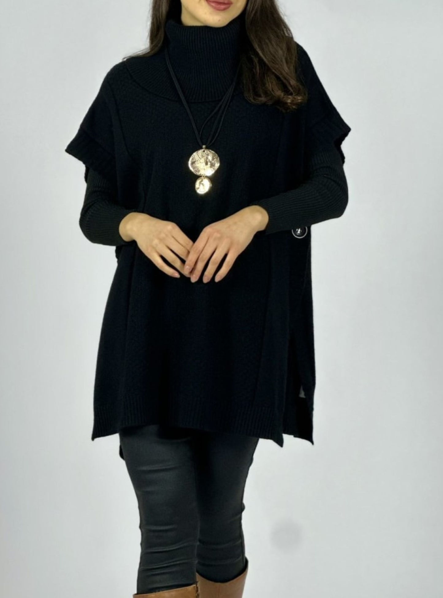 Poncho cuello tortuga