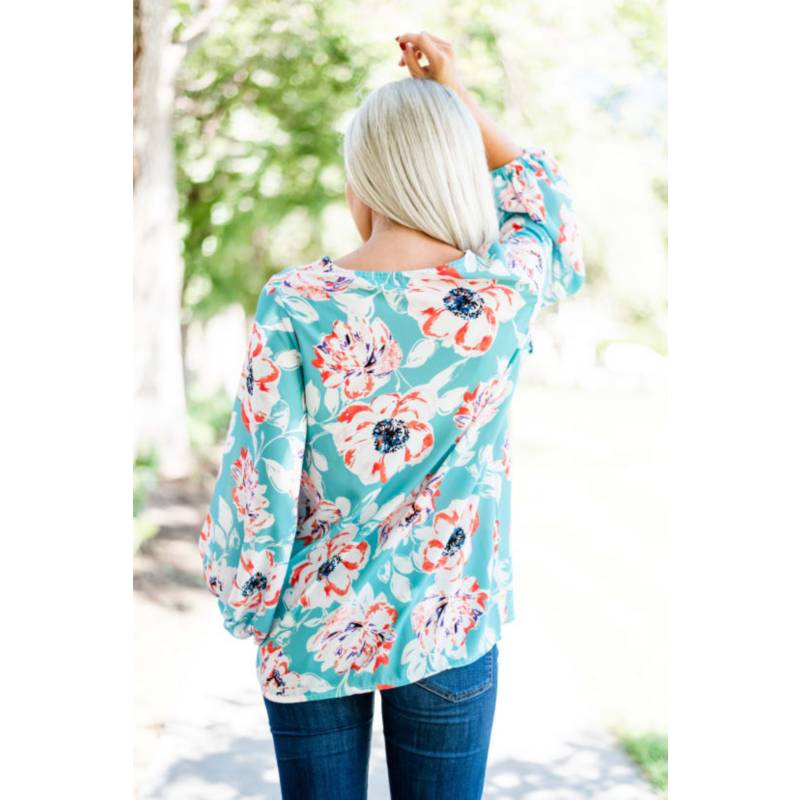 Blusa estampada escote V